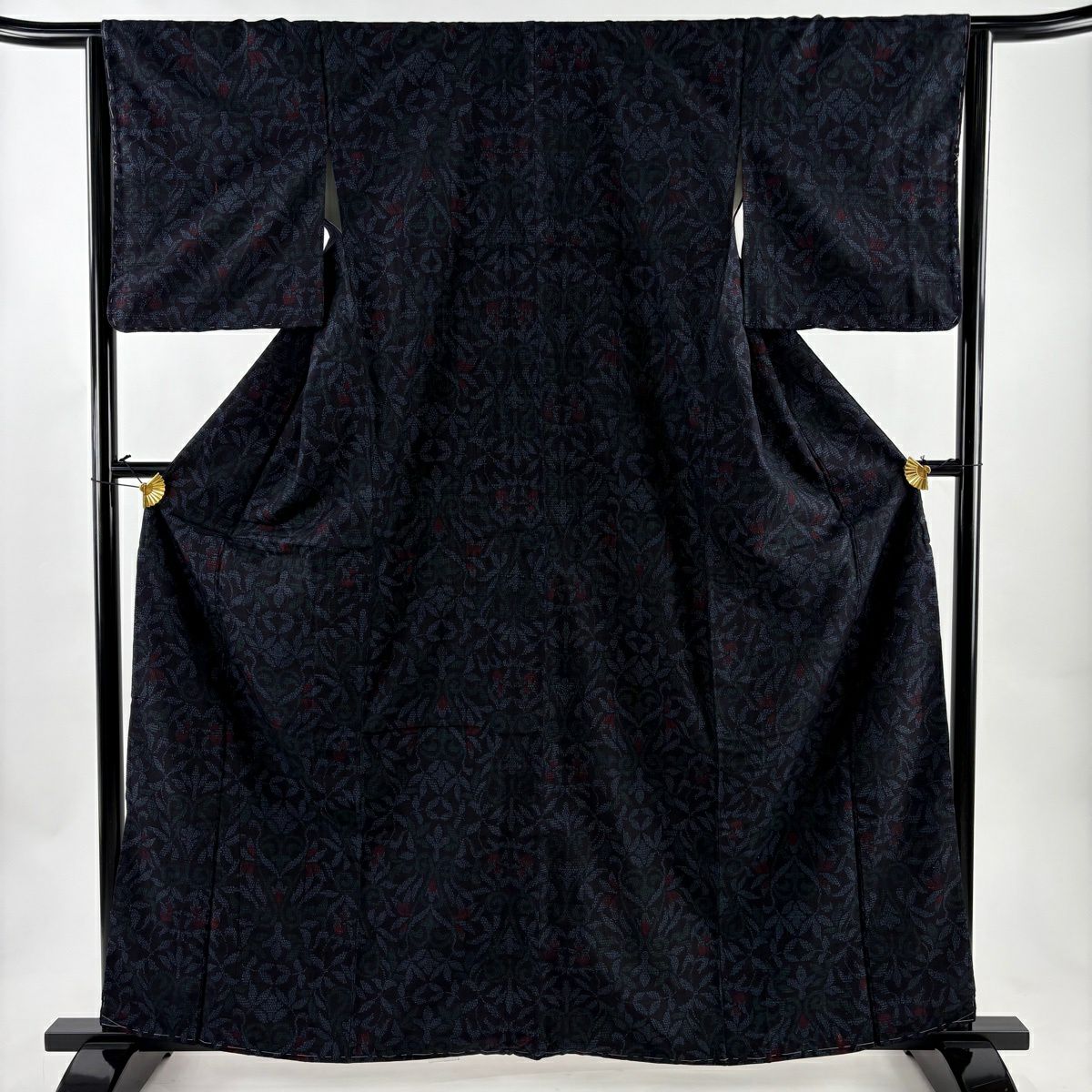 【美品】 紬織 身長163cm 袖長64cm M 雙層 證書齊全 花唐草紋 草花紋紋 深藍 純蠶絲 優品級