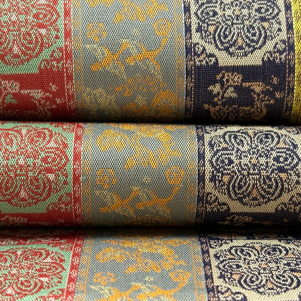 【美品】 開口名古屋帶 逸品級 龍村美術織物 比翼仕立 單層紅牙瑞錦 芥末色 純蠶絲