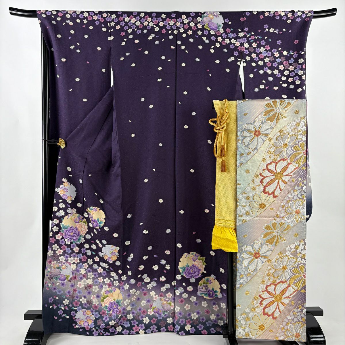 振袖禮服 身長168.5cm 袖長68.5cm L 雙層 袋帶全套 雪輪 草花紋紋 銀通 金銀彩 濃紫 純蠶絲 名品級