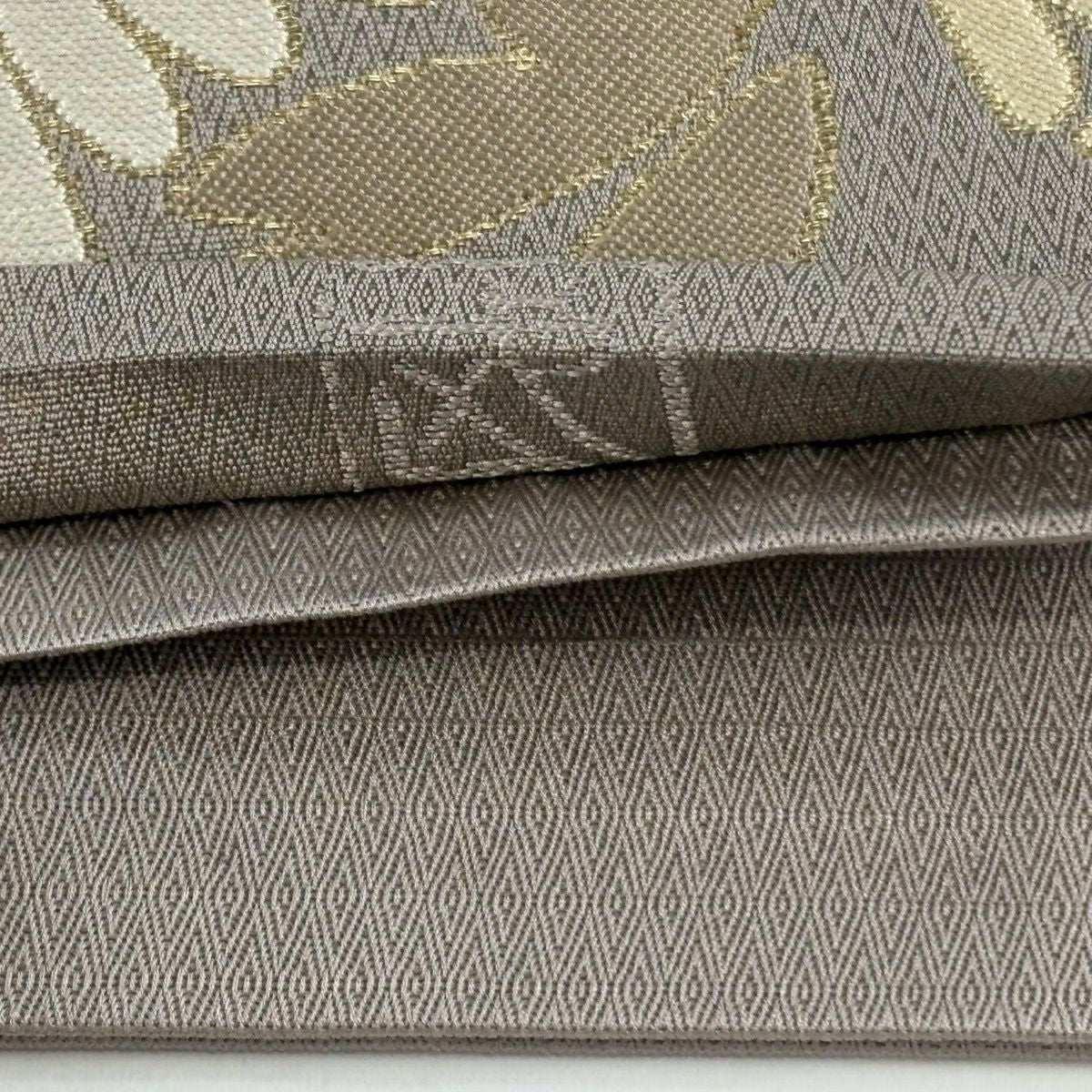 【美品】 袋帶 逸品級 人間國寶 北村武資 落款あり 菊花 金絲 灰茶 六通 純蠶絲