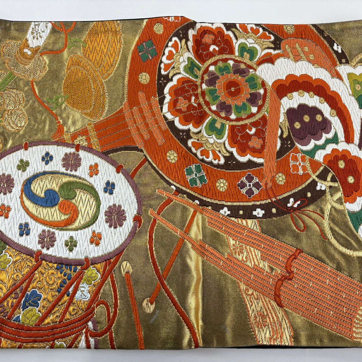 【美品】 袋帶 名品級 河合美術織物 落款あり 和樂器 華紋 唐織 金絲 金 六通 純蠶絲