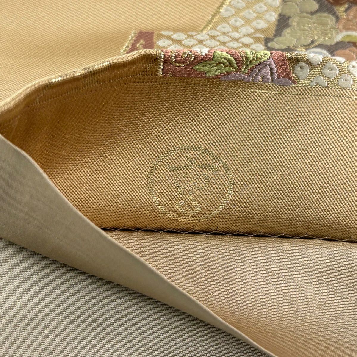 【美品】 袋帶 秀品級 落款あり 華紋 草花紋刺繡 金糸 薄茶 深藍色 六通 純蠶絲