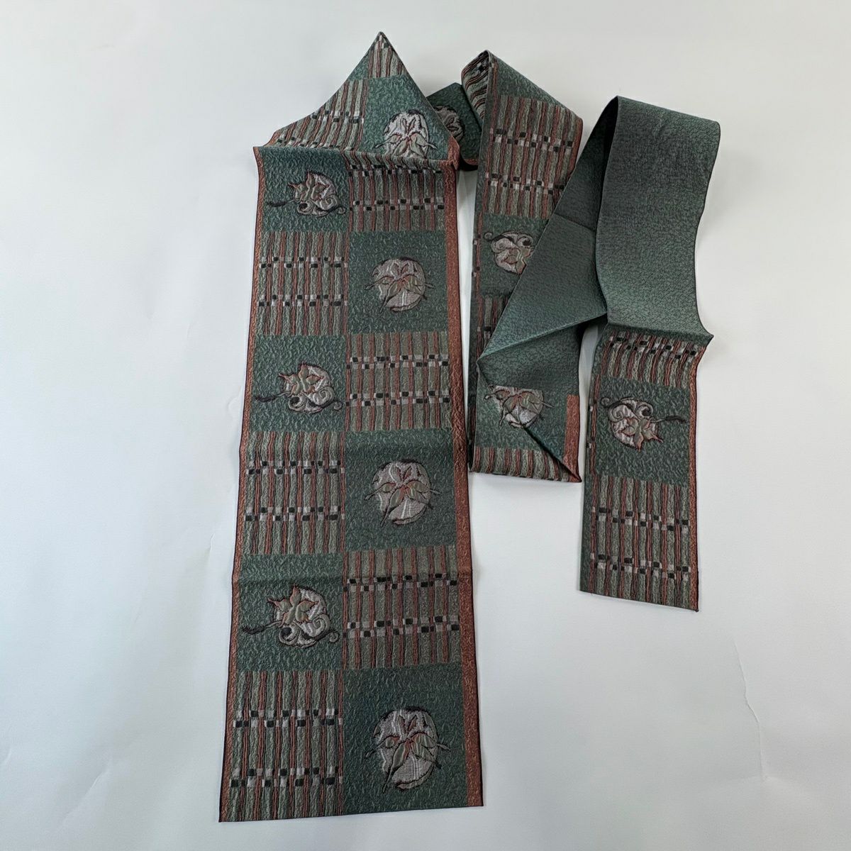 【美品】 名古屋帶 秀品級 草花紋紋 幾何學圖案 灰綠 純蠶絲