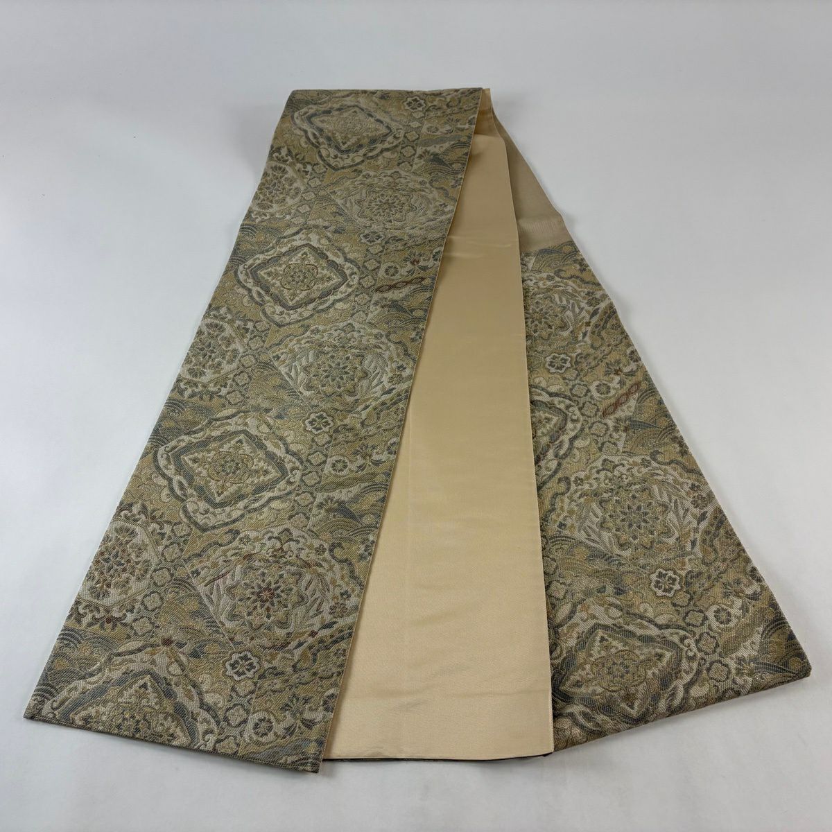 【美品】 袋帶 秀品級 華紋 向鳥 金絲 奶油 六通 純蠶絲
