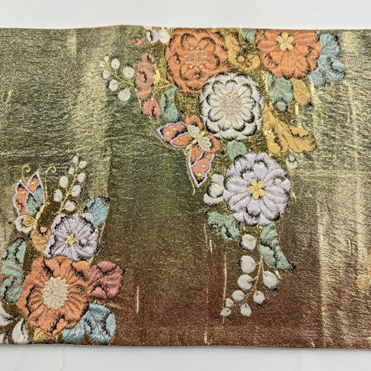 【美品】 袋帶 秀品級 草花紋 蝶 金金箔 金絲 金色 六通 純蠶絲