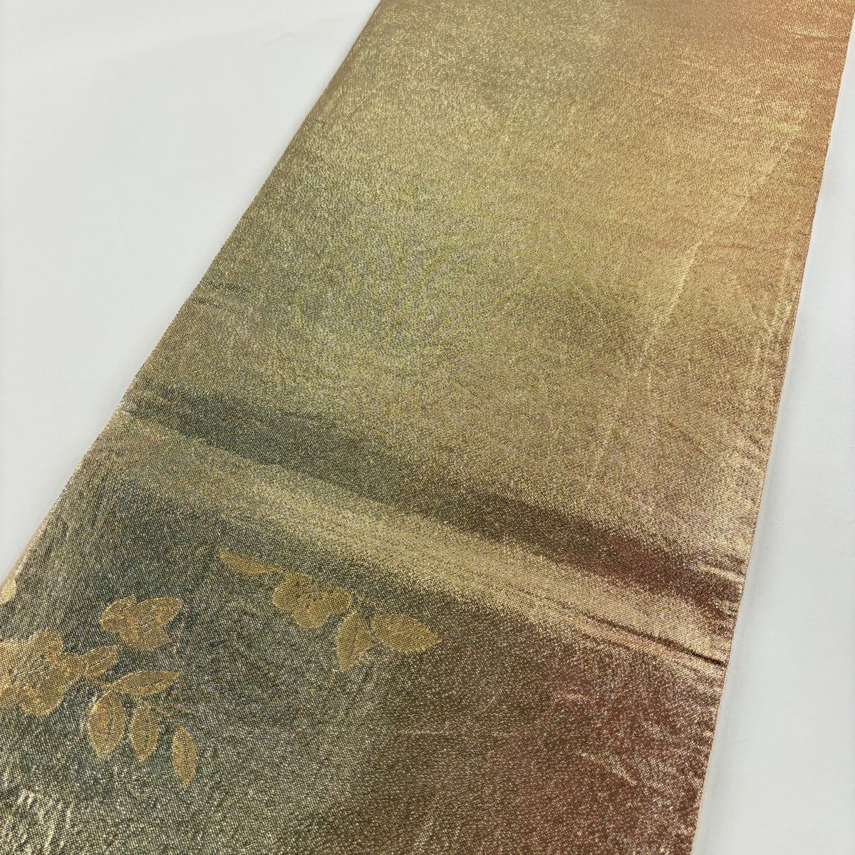 【美品】 袋帶 秀品級 草花紋 蝶 金金箔 金絲 金色 六通 純蠶絲