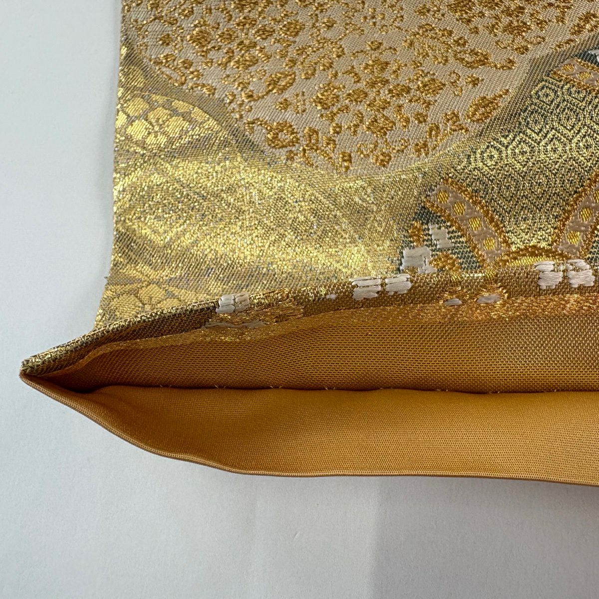 【美品】 袋帶 秀品級 華紋 龜甲 金絲 金金箔 金色 六通 純蠶絲