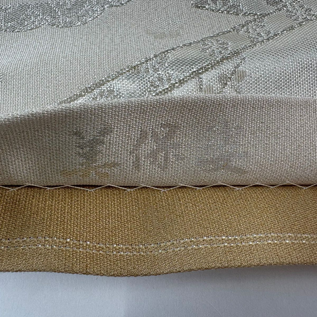【美品】 袋帶 秀品級 落款あり 關西仕立 草花紋紋 龜甲 金銀彩 金金箔 灰白 六通 純蠶絲