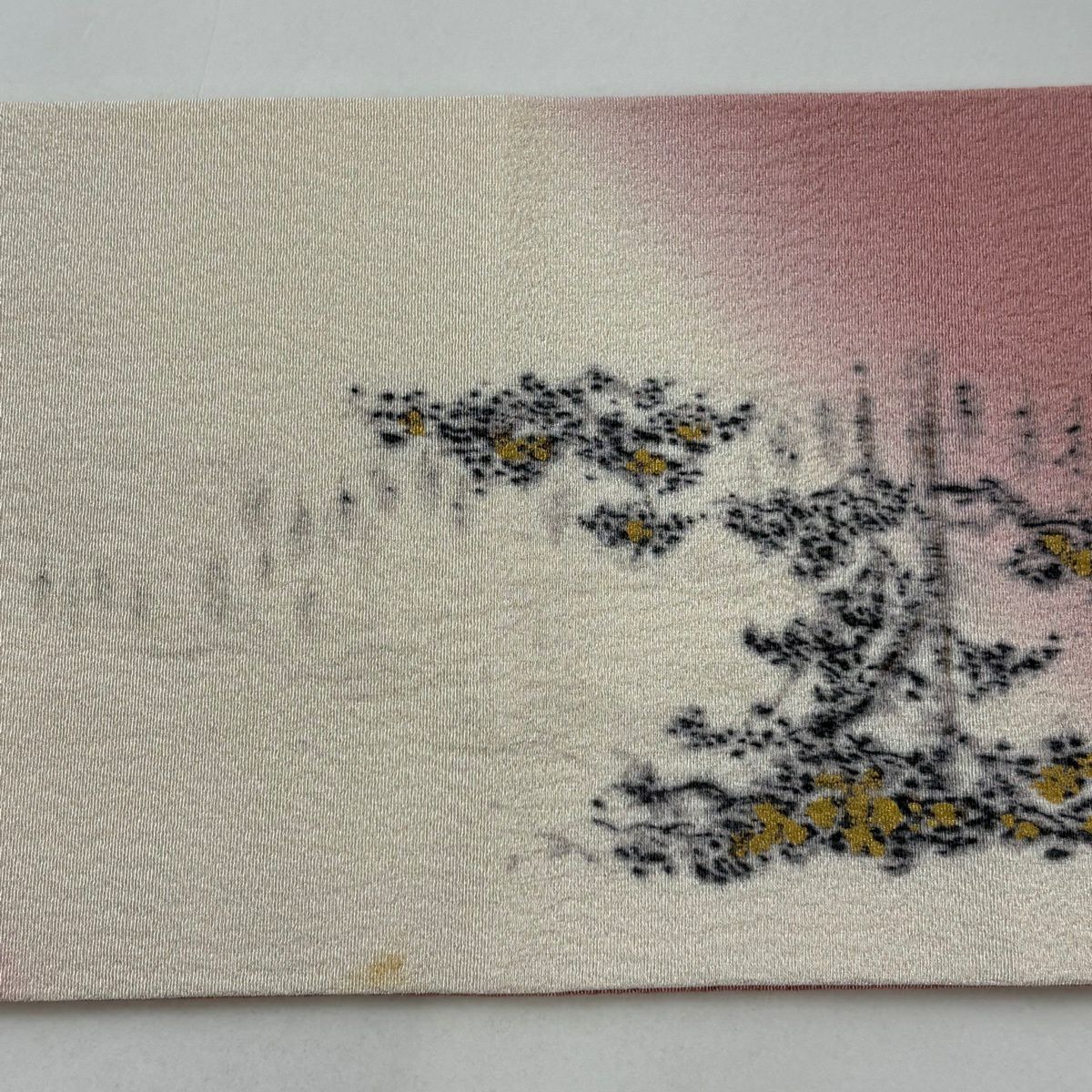 名古屋帶 秀品級 落款有 山科春宣 樹木 遠山 金彩裝飾 粉紅 純蠶絲