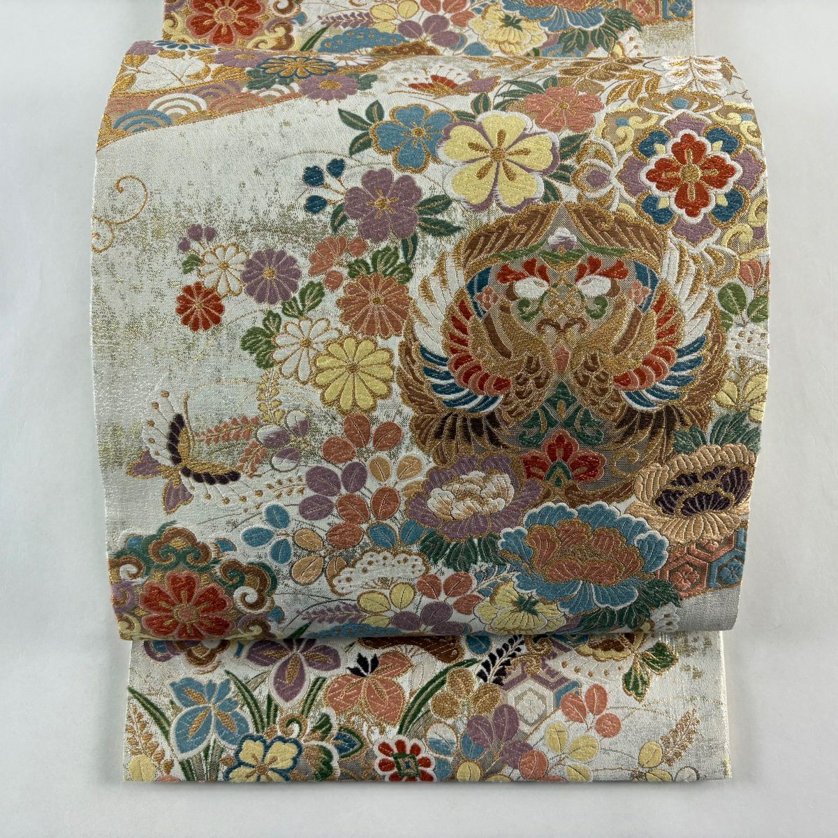 【美品】 袋帶 秀品級 國寶的紋樣 金金箔 金絲 白 六通 純蠶絲