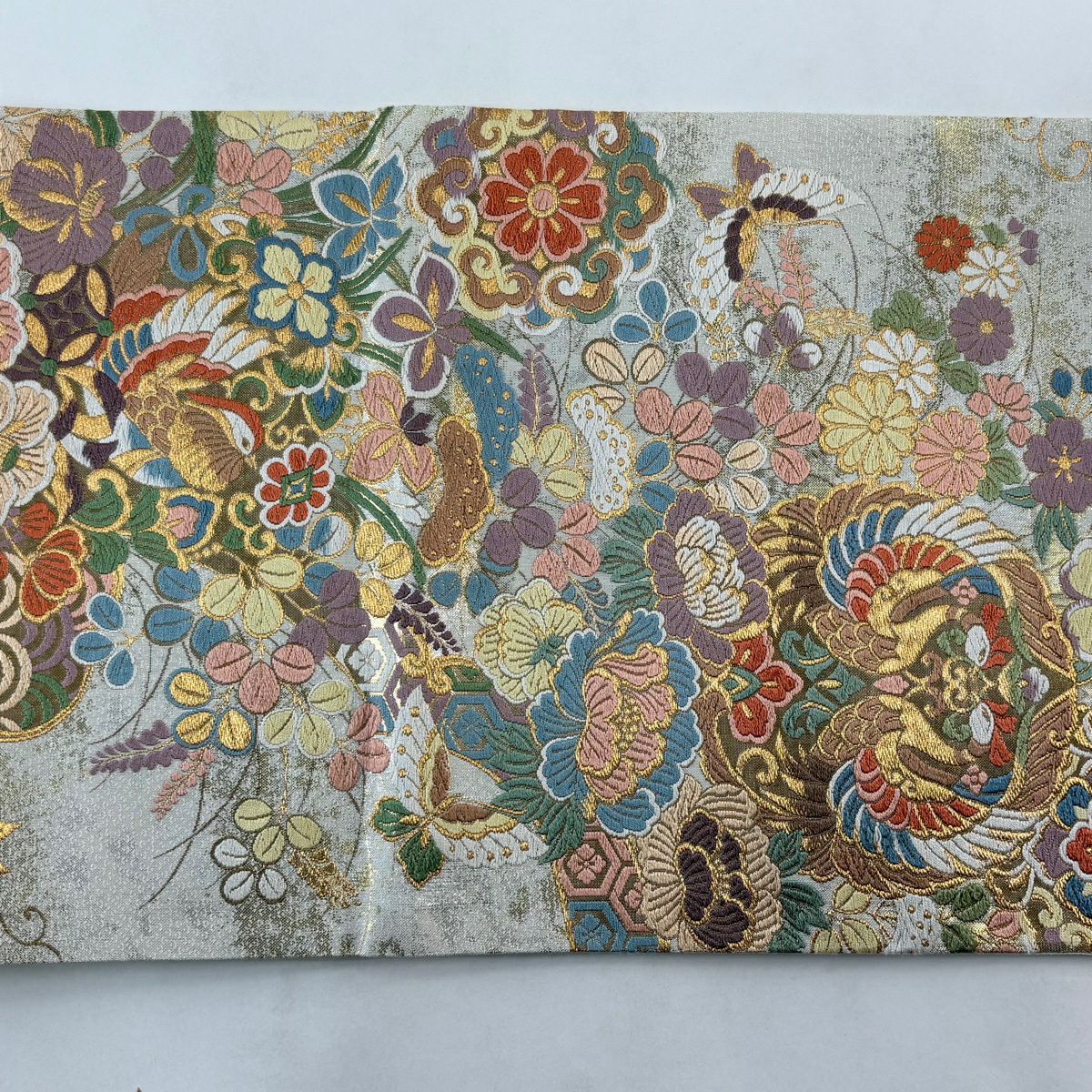 【美品】 袋帶 秀品級 國寶的紋樣 金金箔 金絲 白 六通 純蠶絲