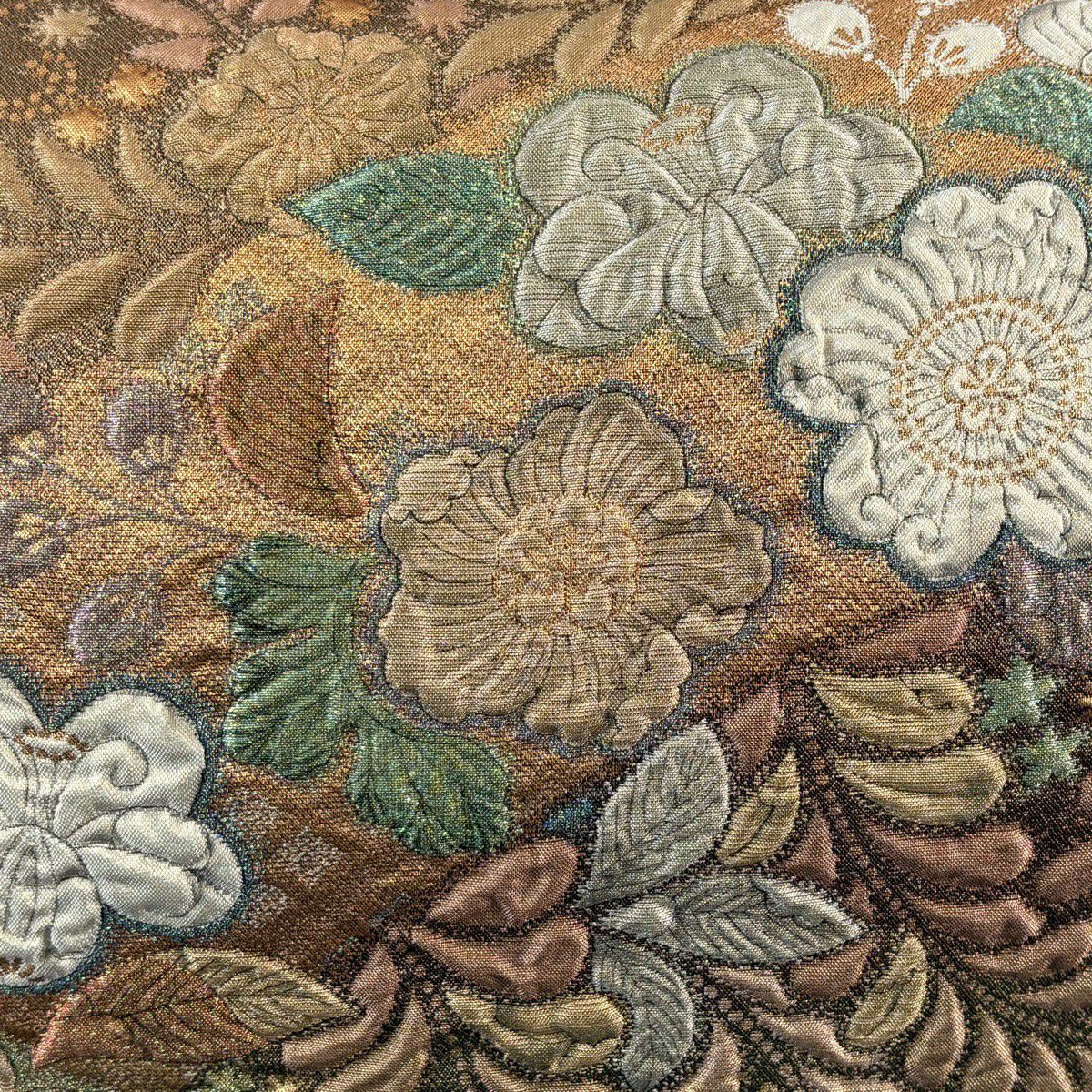 【美品】 袋帶 秀品級 草花紋 金糸 金金箔 茶 純蠶絲