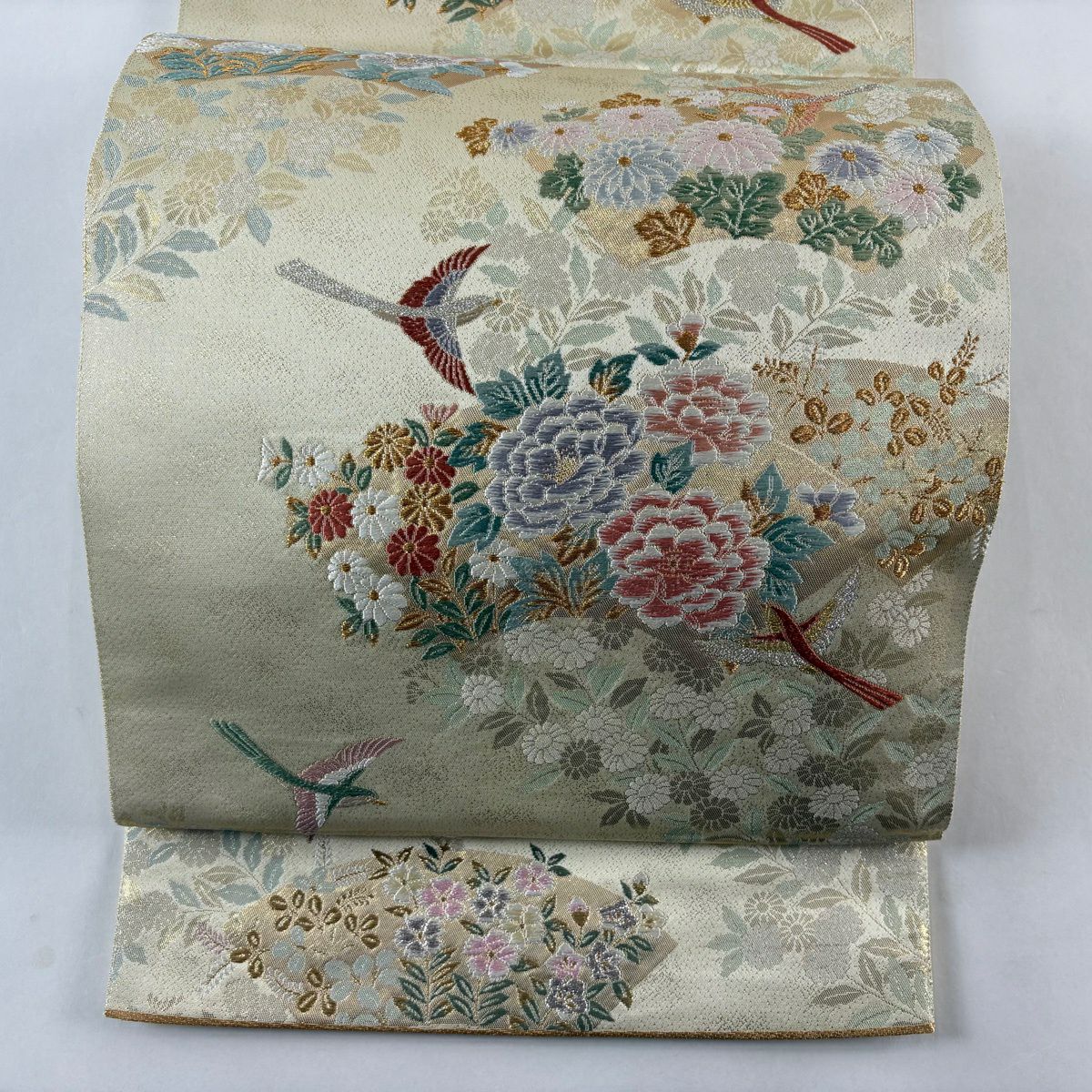 【美品】 袋帶 秀品級 證書齊全 草花紋紋 扇子面 金銀彩 金金箔 奶油色 六通 純蠶絲