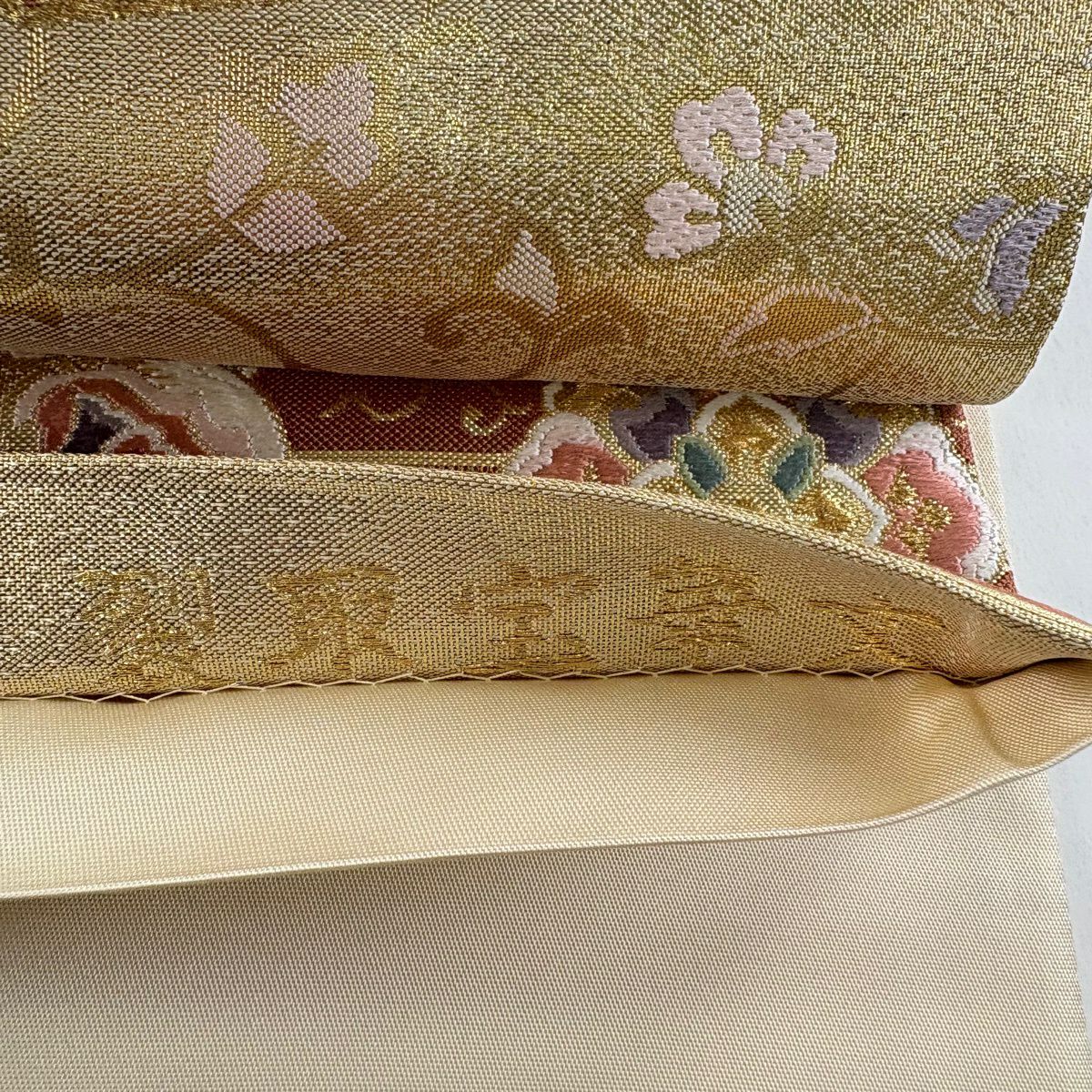 【美品】 袋帶 秀品級 裂取寶華紋 華紋 花唐草紋 金絲 金金箔 金色 六通 純蠶絲