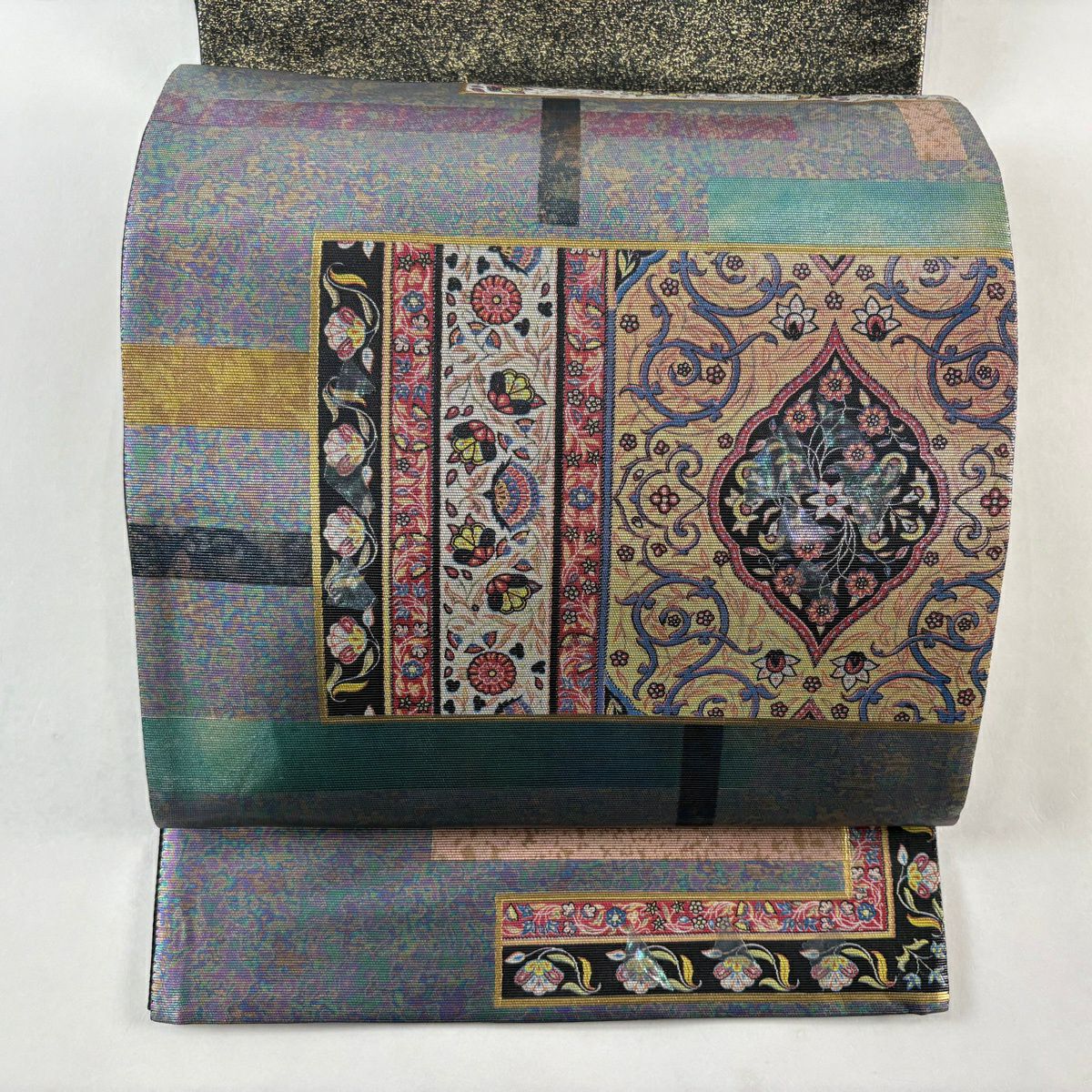 【美品】 袋帶 秀品級 落款 草花紋 更紗 螺鈿金金箔 淺紫 お太鼓圖案 純蠶絲