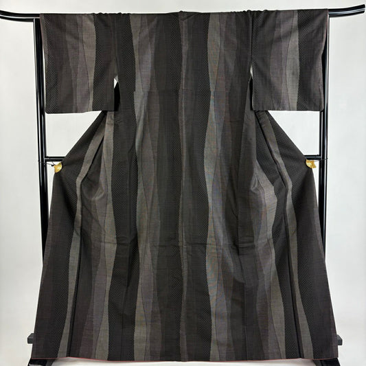 【美品】 紬織 身長167cm 袖長65.5cm M 雙層 蚊絣 幾何學圖案 墨色 純蠶絲 秀品級