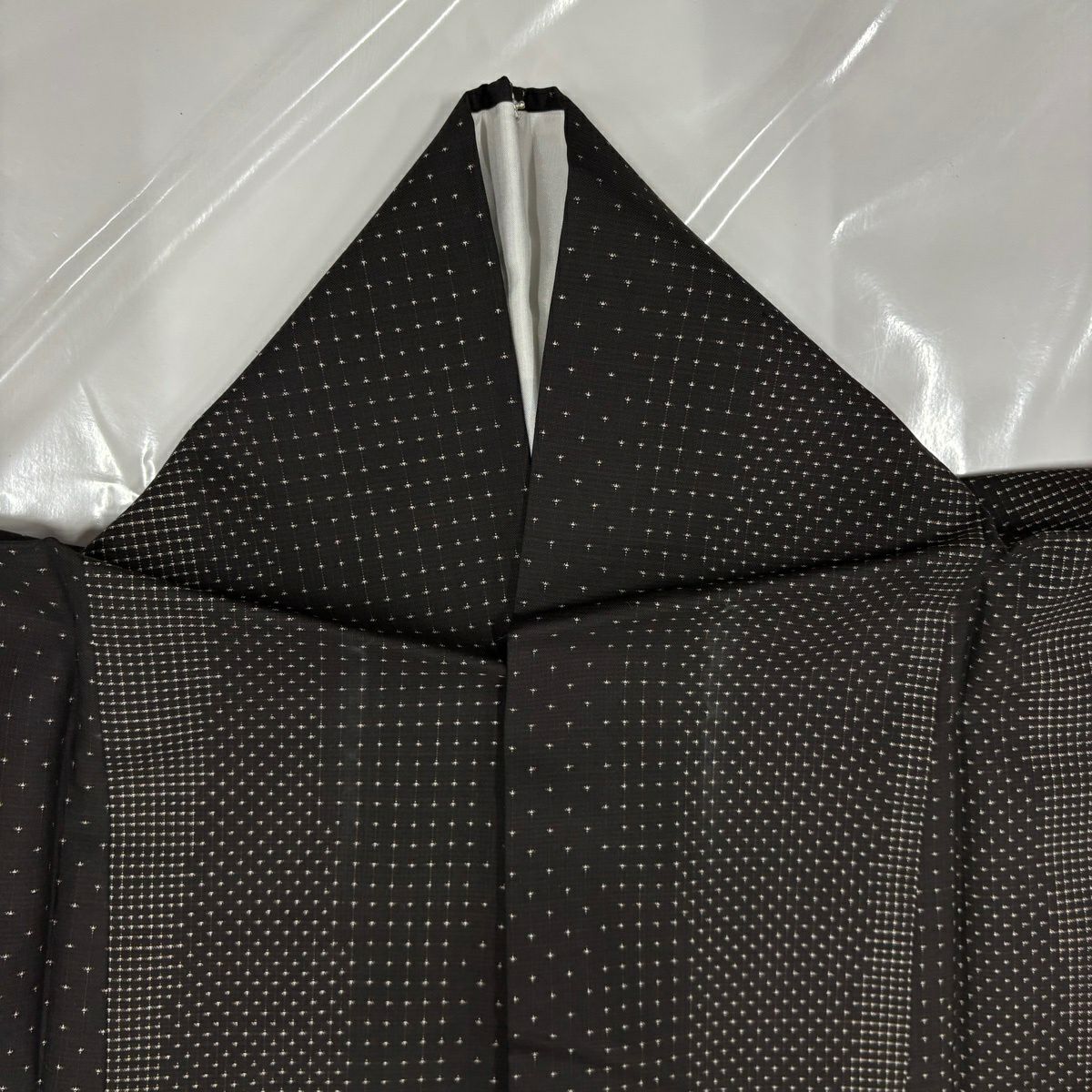【美品】 紬織 身長167cm 袖長65.5cm M 雙層 蚊絣 幾何學圖案 墨色 純蠶絲 秀品級