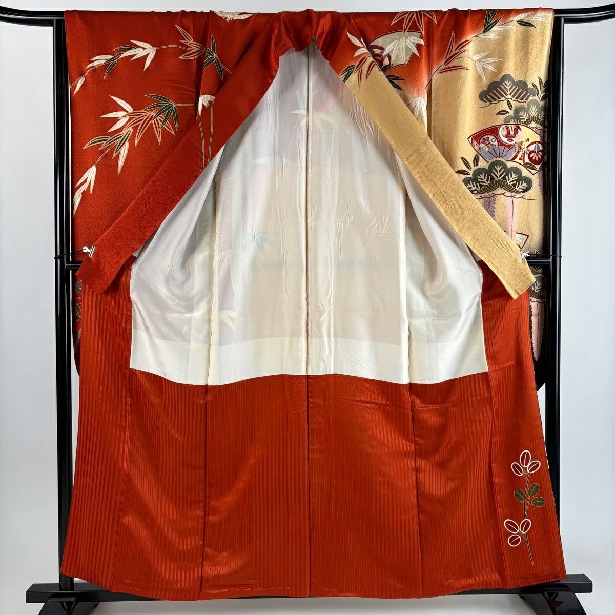 振袖禮服 身長158cm 袖長65.5cm M 雙層 扇子面 松樹竹子梅花 金絲 金銀彩 淺黃土 純蠶絲 優品級