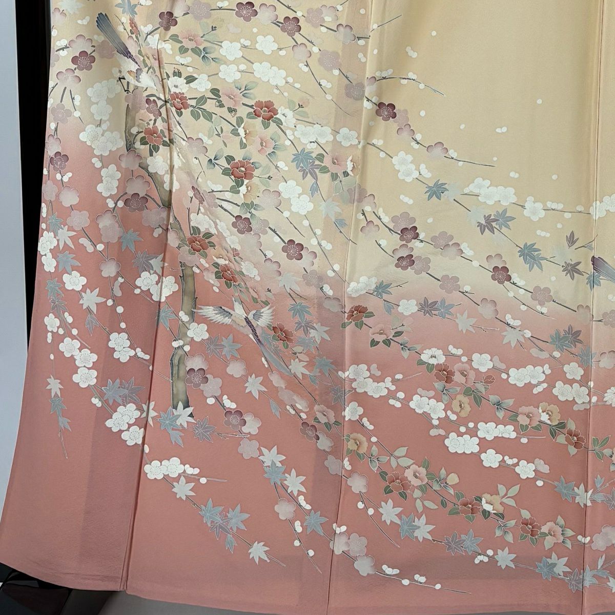 訪問服 身長163.5cm 袖長65cm M 單層 落款あり 枝花 鳥 染分 ぼかし 淡橙色 純蠶絲 秀品級