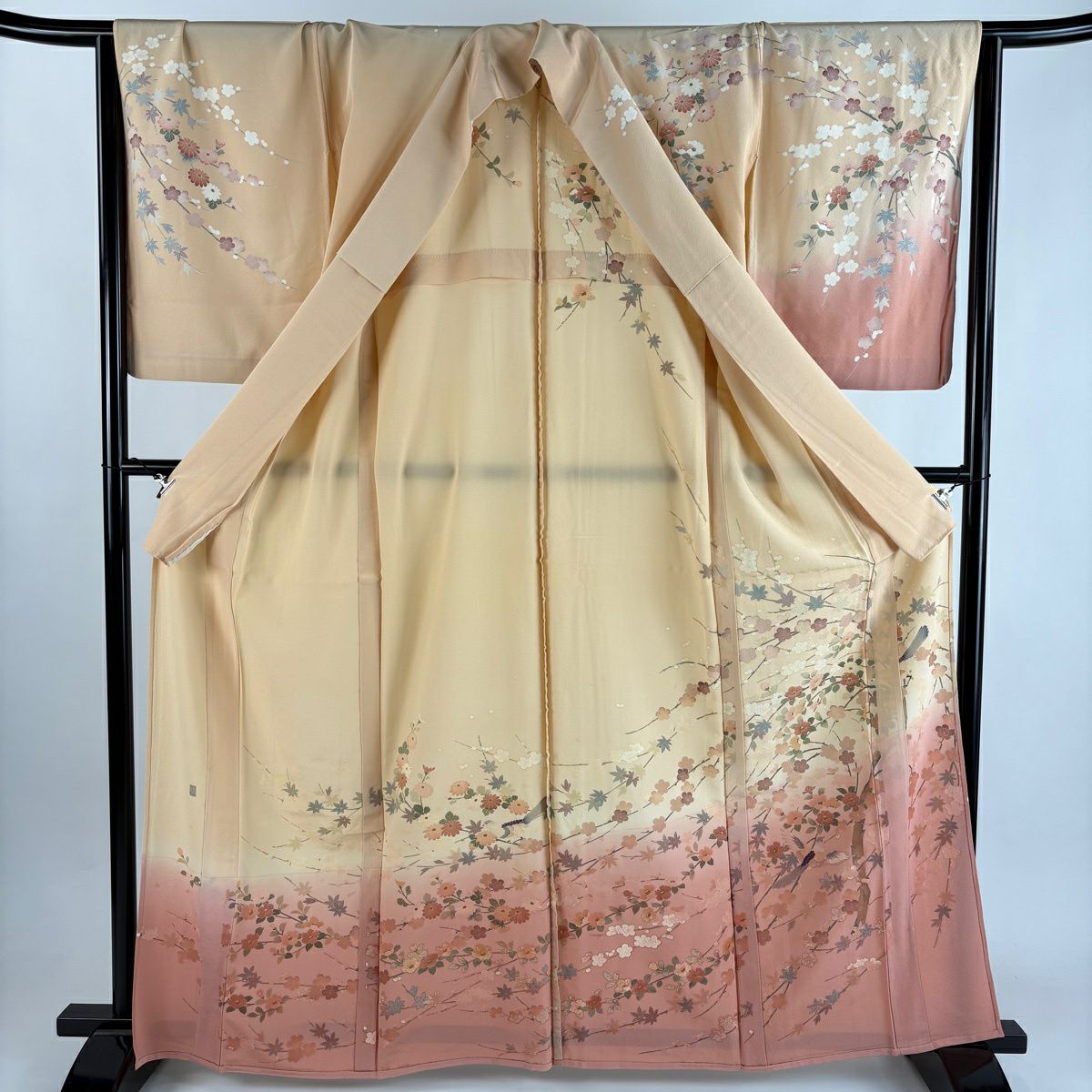 訪問服 身長163.5cm 袖長65cm M 單層 落款あり 枝花 鳥 染分 ぼかし 淡橙色 純蠶絲 秀品級