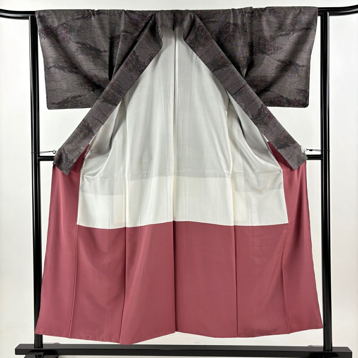 【美品】 大島紬織 身長152cm 袖長63.5cm S 雙層 證書附帶 草花紋紋 雲文 墨 黑 純蠶絲 秀品級