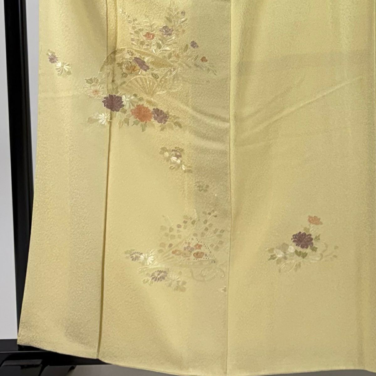 【美品】 付下 身長161cm 袖長65cm M 雙層 扇子 草花紋 金糸 刺繡 淺黃 純蠶絲 秀品級