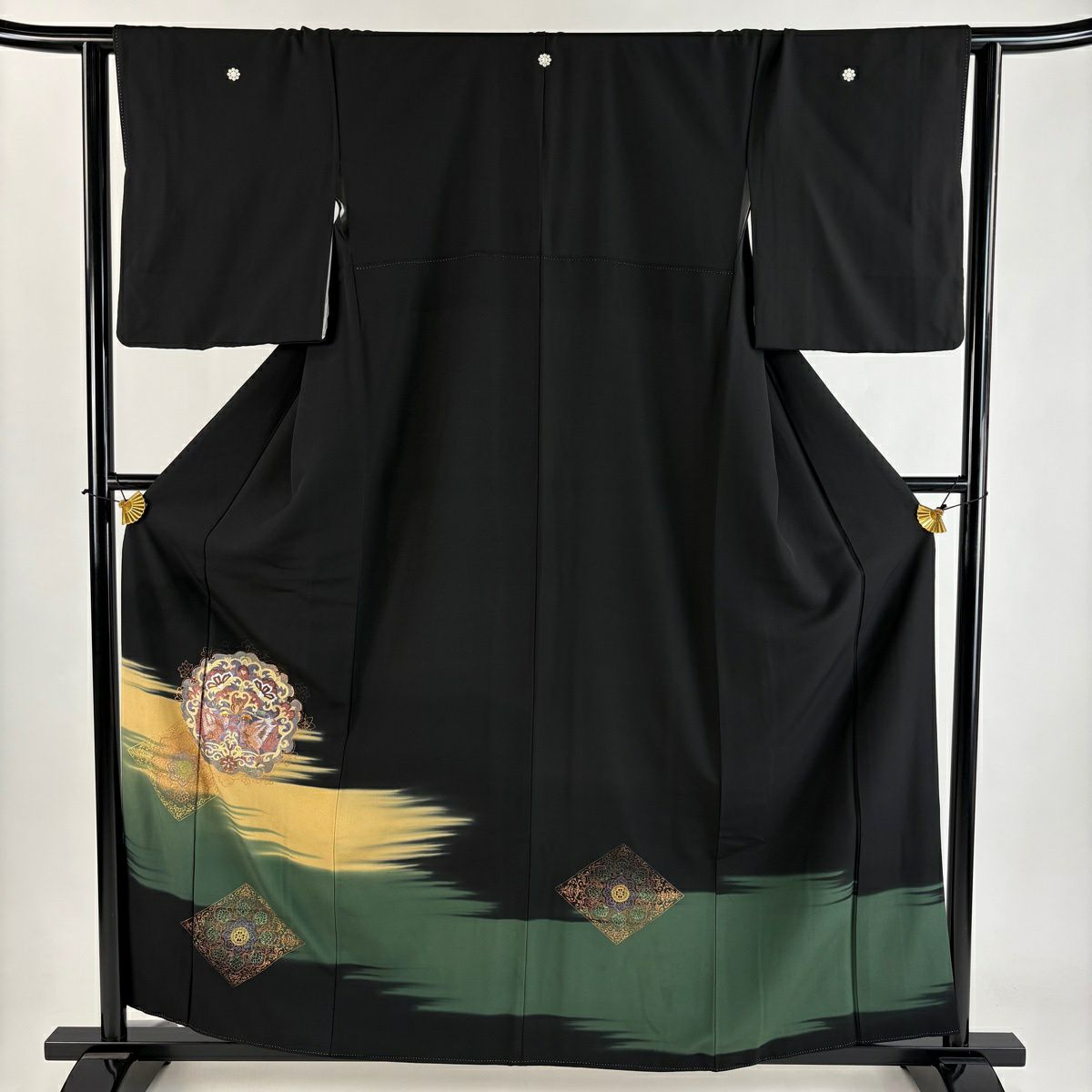 黑留袖禮服 身長159cm 袖長65cm M 雙層 向鳥 華紋 金銀彩 金絲 黑 純蠶絲 秀品級