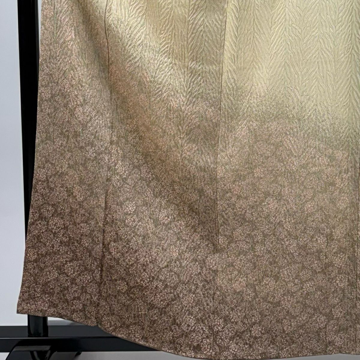 【美品】 付下 身長160cm 袖長66.5cm M 雙層 草花紋紋 絞染 漸層 米色 純蠶絲 優品級