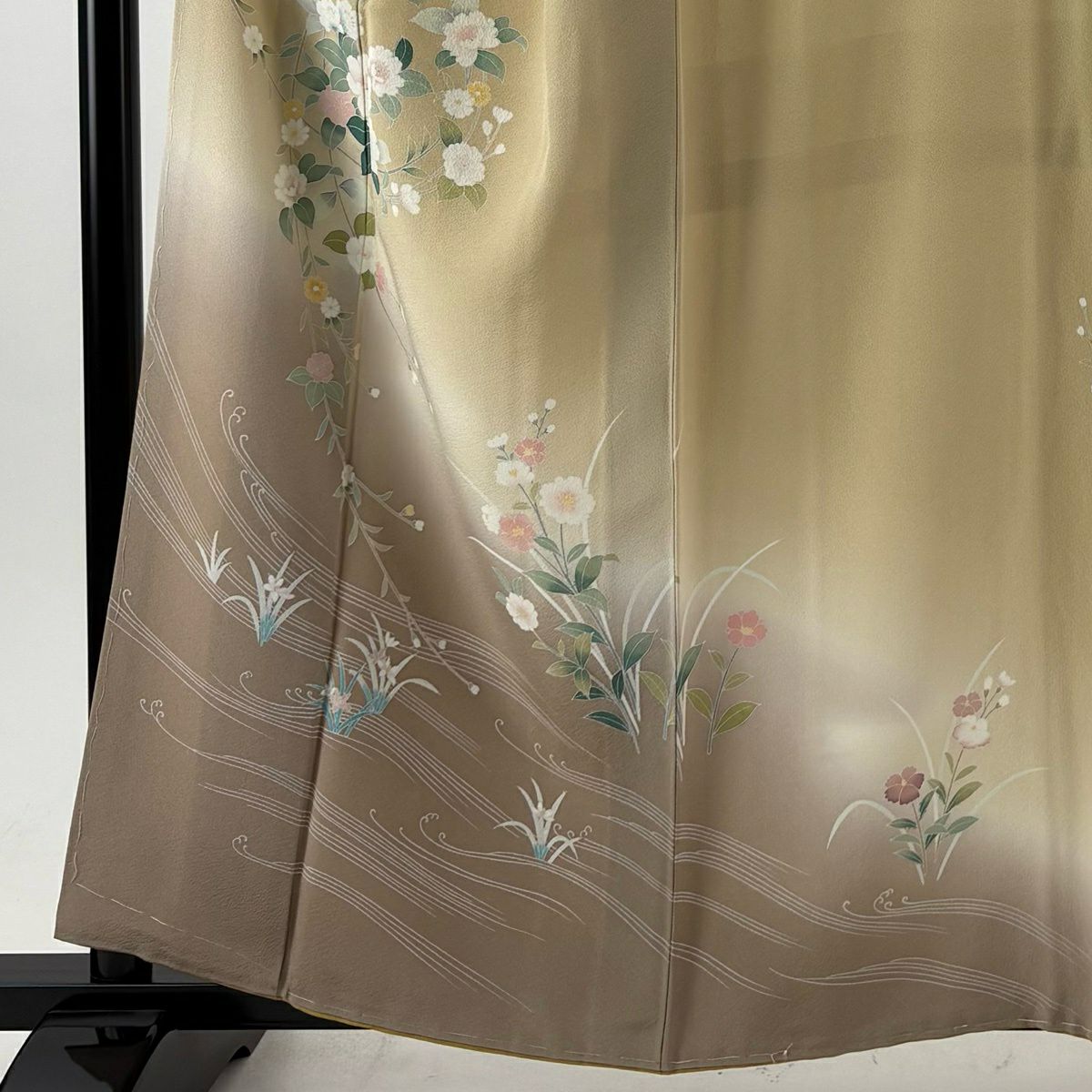 【美品】 付下 身長160cm 袖長64cm M 雙層 落款 草花紋 紋 流水 染分 ぼかし 米色 純蠶絲 秀品級