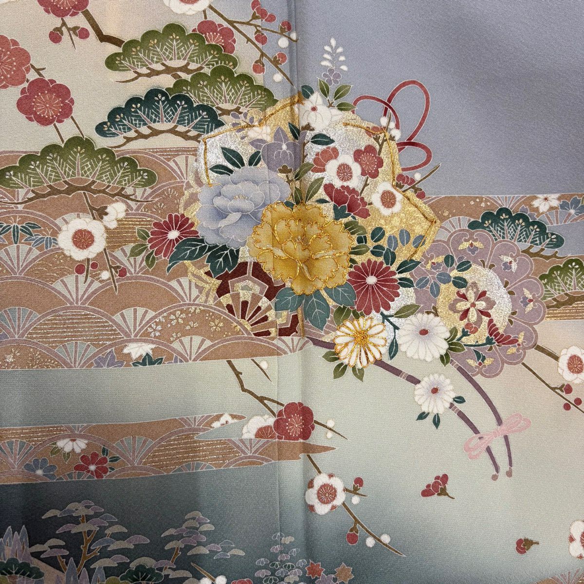 色留袖禮服 身長157cm 袖長63.5cm S 雙層 落款あり 松樹竹子梅花 花車 金糸 金銀彩 青灰 純蠶絲 秀品級 一つ紋