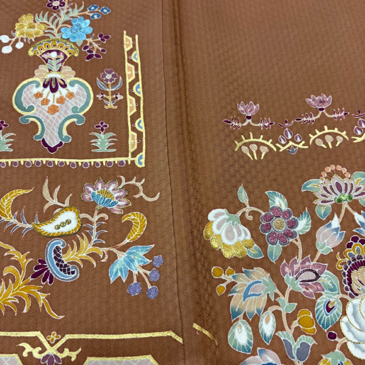 付下 身長165cm 袖長66cm M 雙層 落款 草花紋紋 金絲 金銀彩 淺茶 純蠶絲 秀品級 三つ紋