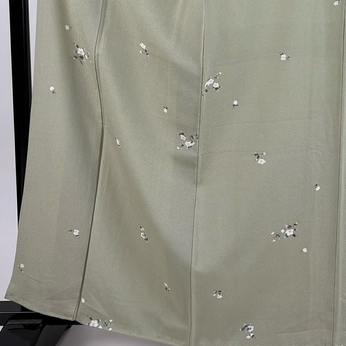 【美品】 小紋 身長164.5cm 袖長64cm M 雙層 落款あり 草花紋紋 薄綠 純蠶絲 秀品級