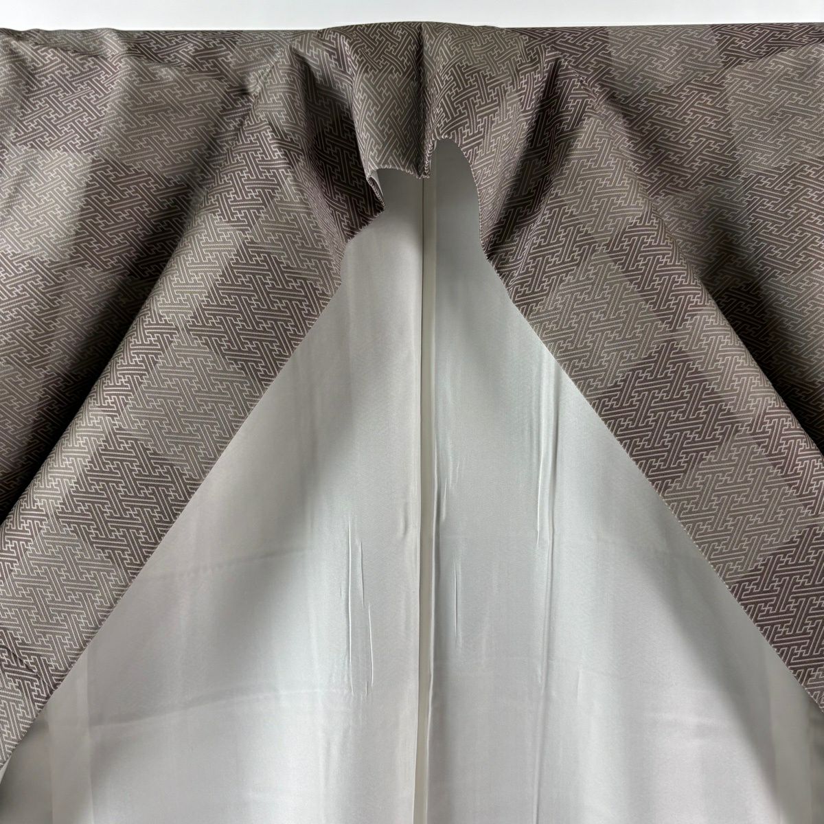 【美品】 付下 身長160cm 袖長65cm M 雙層 お召地 名物裂圖案 紗綾形 灰紫 純蠶絲 逸品級