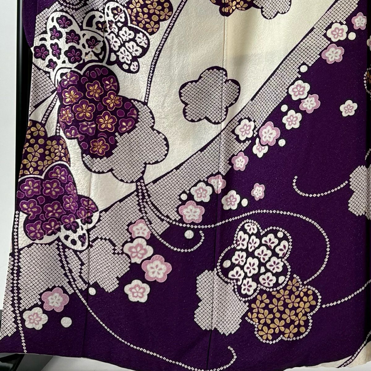 振袖禮服 身長163.5cm 袖長67cm M 雙層 梅花 唐草紋 銀通 金絲 奶油色 純蠶絲 逸品級