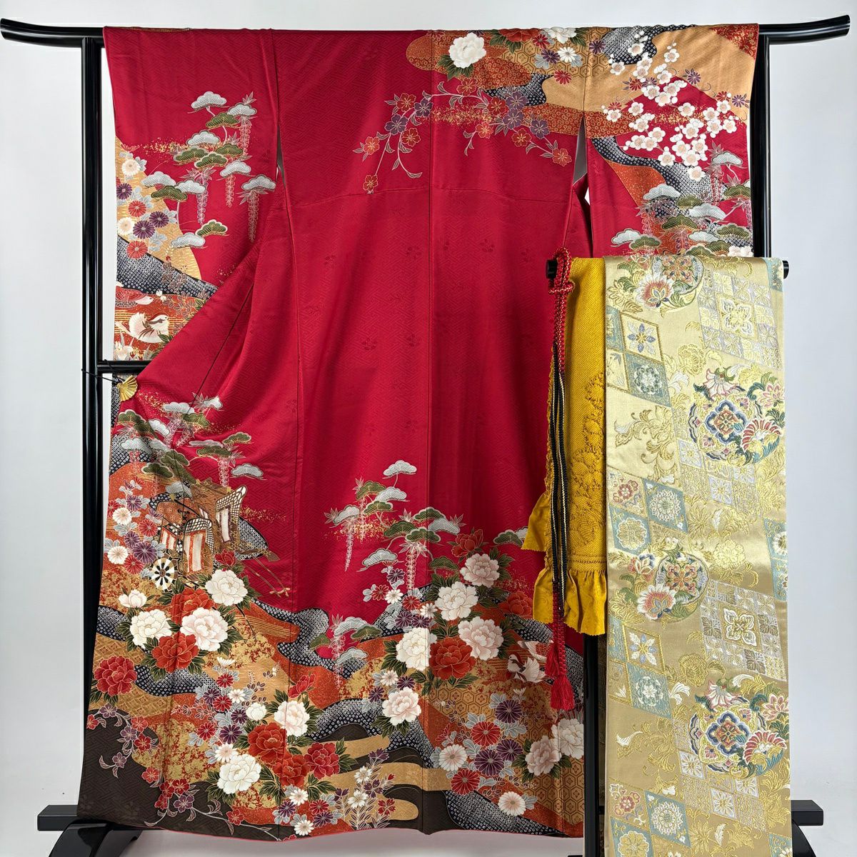 【美品】振袖禮服 身長162.5cm 袖長63cm S 雙層 袋帶全套 御所車 草花紋紋 金彩裝飾 紅 純蠶絲 秀品級