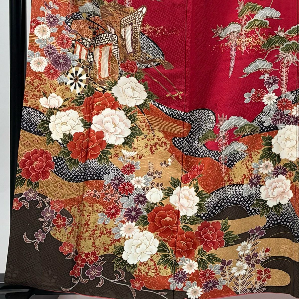 【美品】振袖禮服 身長162.5cm 袖長63cm S 雙層 袋帶全套 御所車 草花紋紋 金彩裝飾 紅 純蠶絲 秀品級