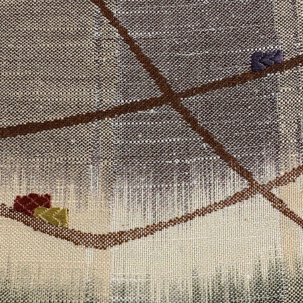 【美品】 袋帶 秀品級 幾何圖案 刺繡 薄茶 六通 純蠶絲