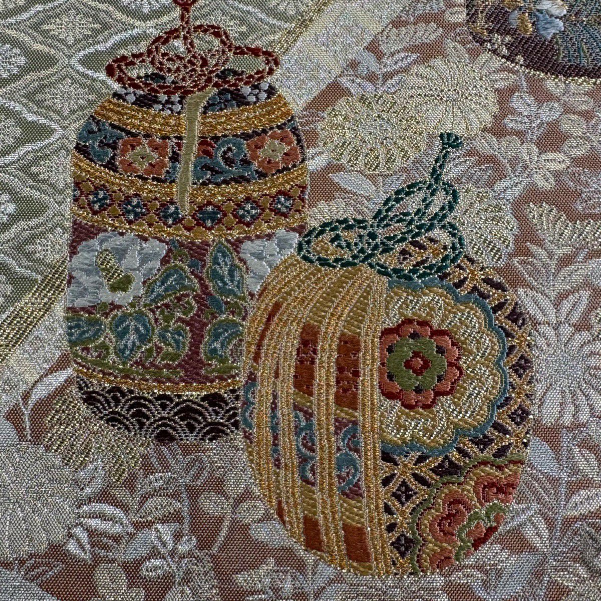 【美品】 袋帶 秀品級 仕覆 草花紋 金金箔 金絲 灰茶 六通 純蠶絲