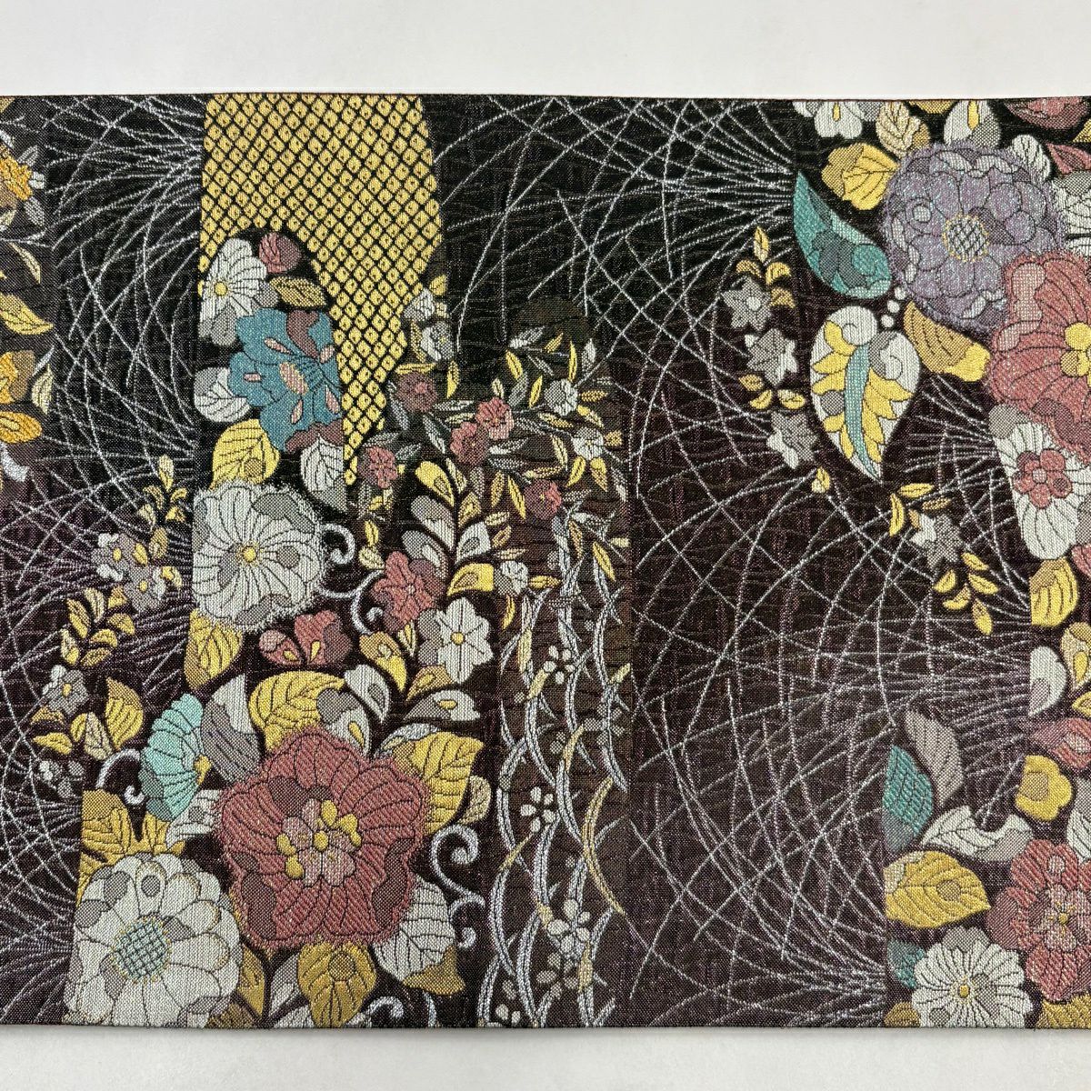 【美品】 袋帶 秀品級 辻花染 ヱ霞 金絲 金金箔 濃紫 六通 純蠶絲