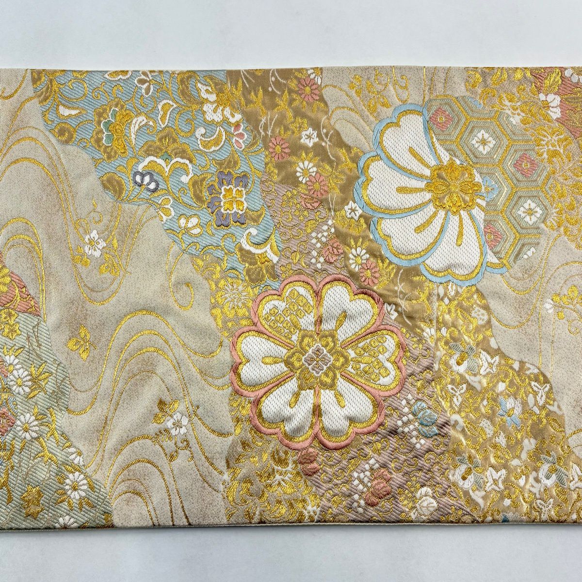 【美品】 袋帶 秀品級 證明書齊全 織彩吉祥錦 草花紋 龜甲 刺繡 金線 米色 六通 純蠶絲