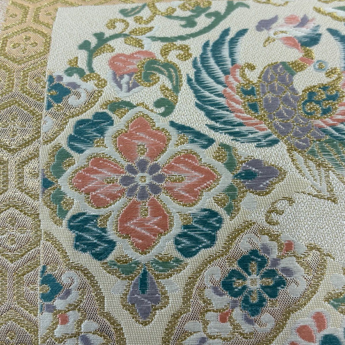 【美品】 袋帶 秀品級 華紋 鳳凰 刺繡 金線 米色 六通 純蠶絲