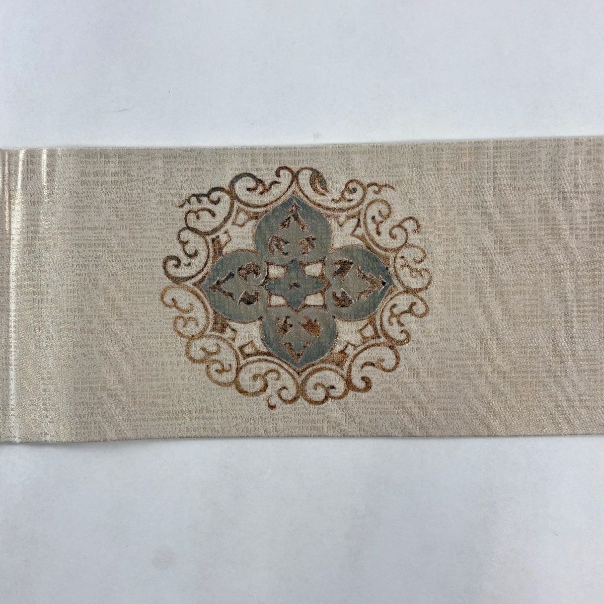 【美品】 名古屋帶 秀品級 唐草紋 花 金銀彩 金純蠶絲