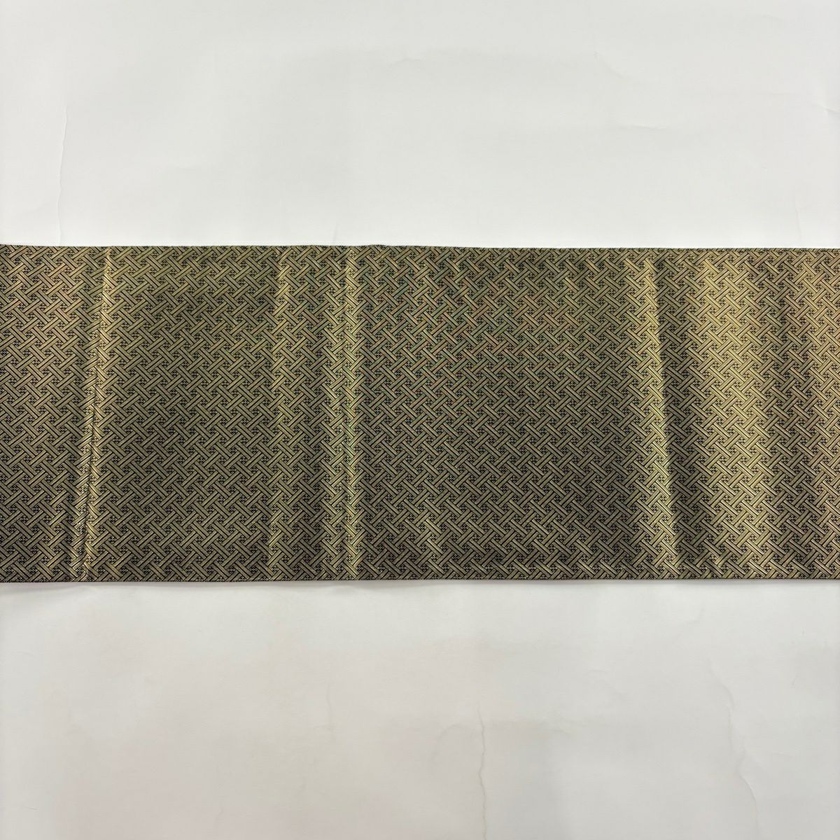 【美品】 袋帶 秀品級 華紋 花唐草紋 金絲 金金箔 金色 六通 純蠶絲