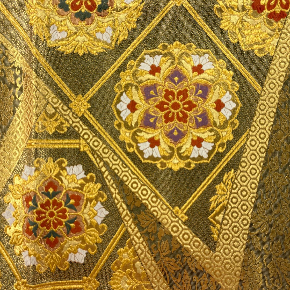 【美品】 袋帶 秀品級 華紋 花唐草紋 金絲 金金箔 金色 六通 純蠶絲