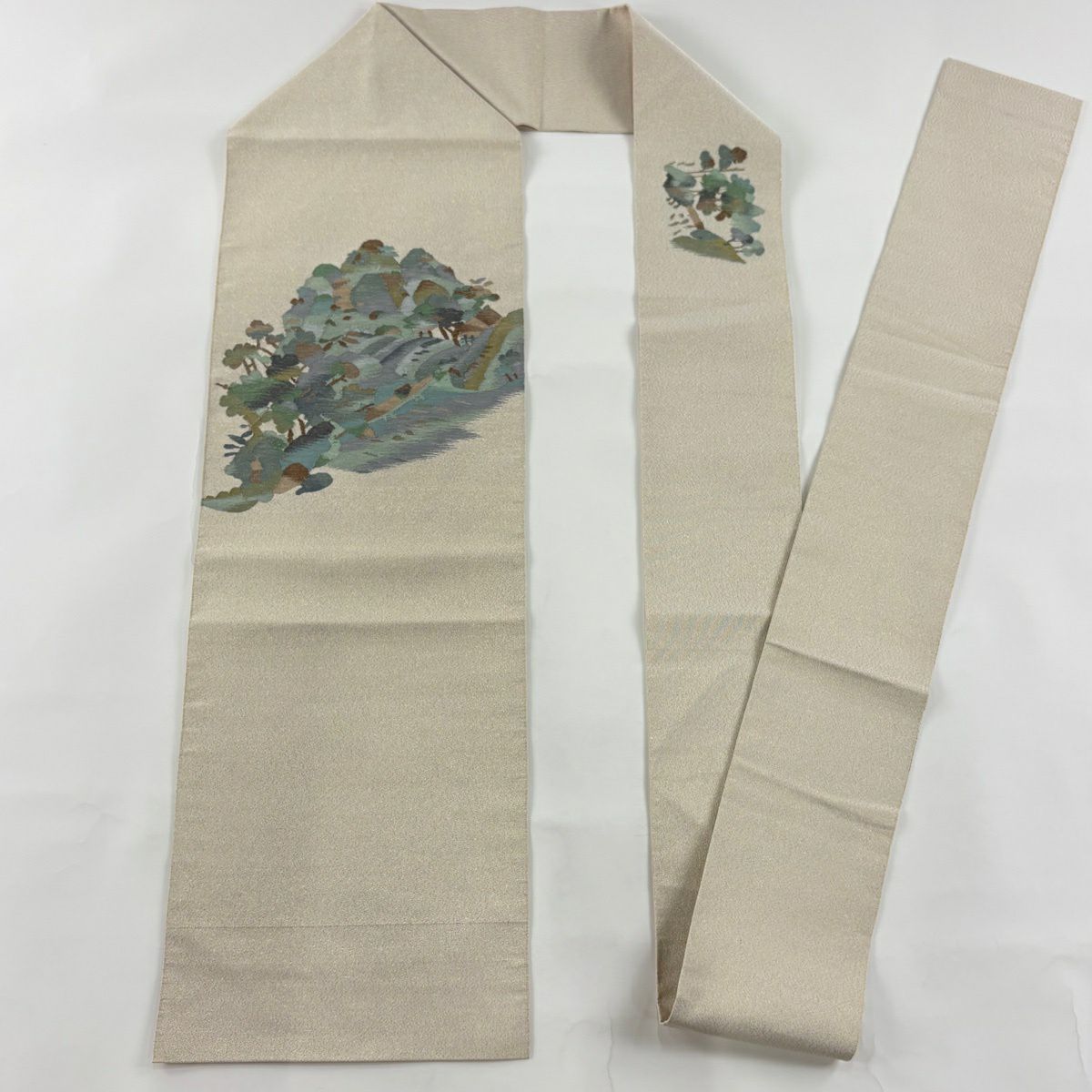 【美品】 名古屋帶 秀品級 山 樹木 金金箔 鮮 beige 純蠶絲
