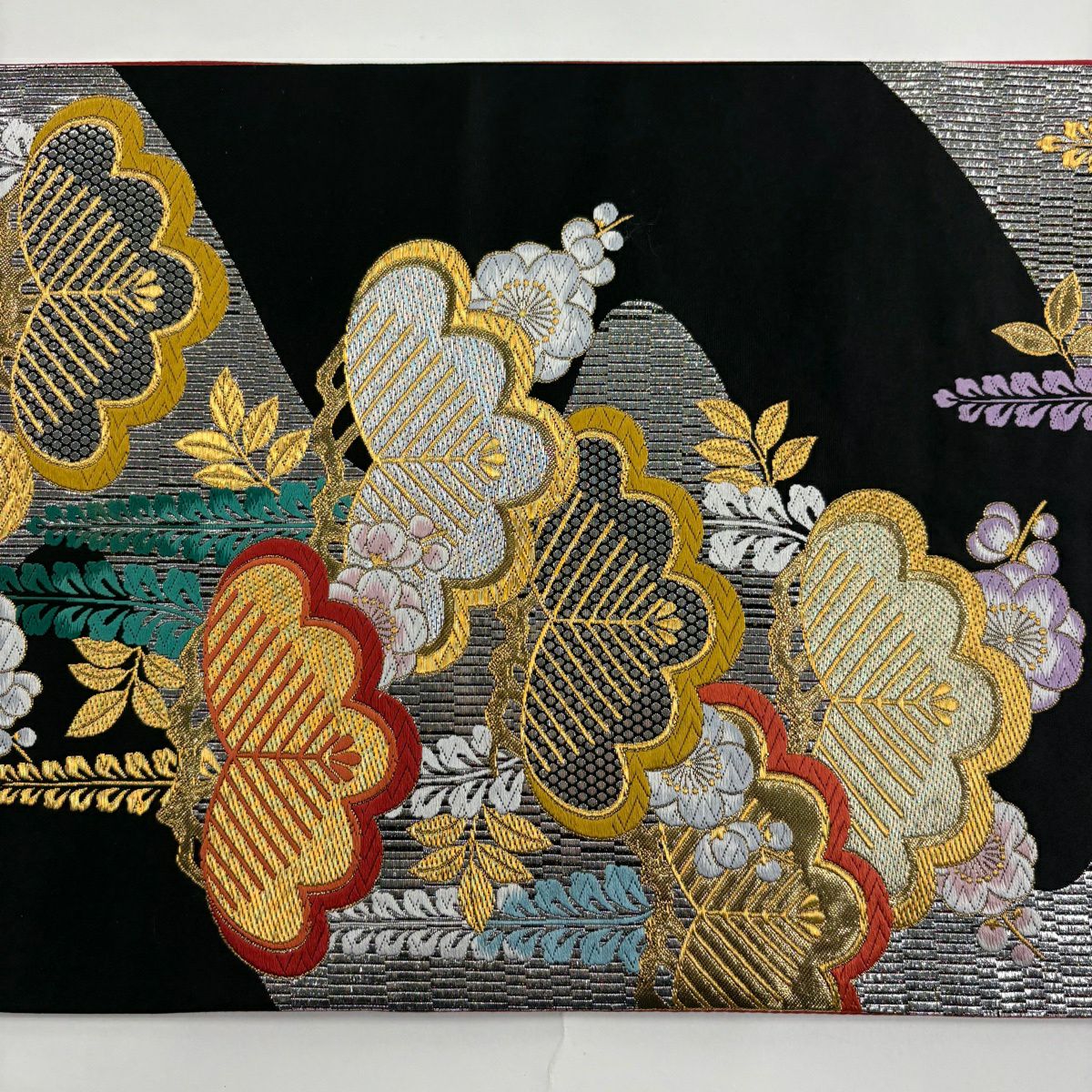 【美品】 袋帶 秀品級 松樹梅花 藤 唐織 金金箔 黑 六通 純蠶絲