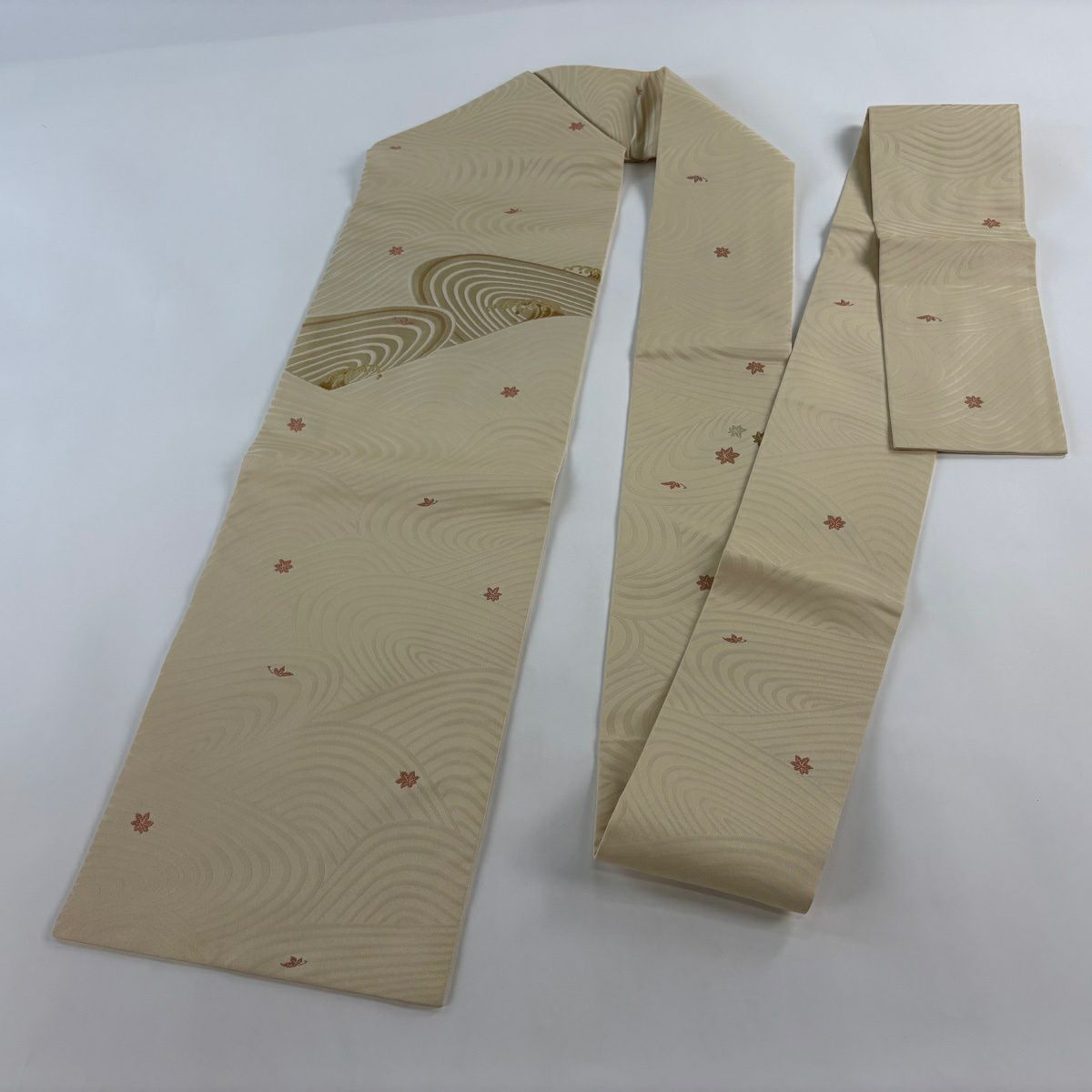 【美品】 名古屋帶 秀品級 波頭 楓葉 金絲 奶油色 純蠶絲