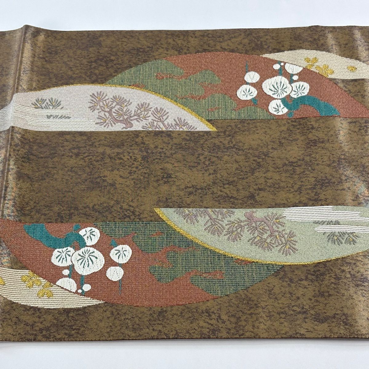 【美品】 袋帶 秀品級 松樹梅花 雪輪 金絲 金金箔 灰茶 お太鼓圖案 純蠶絲