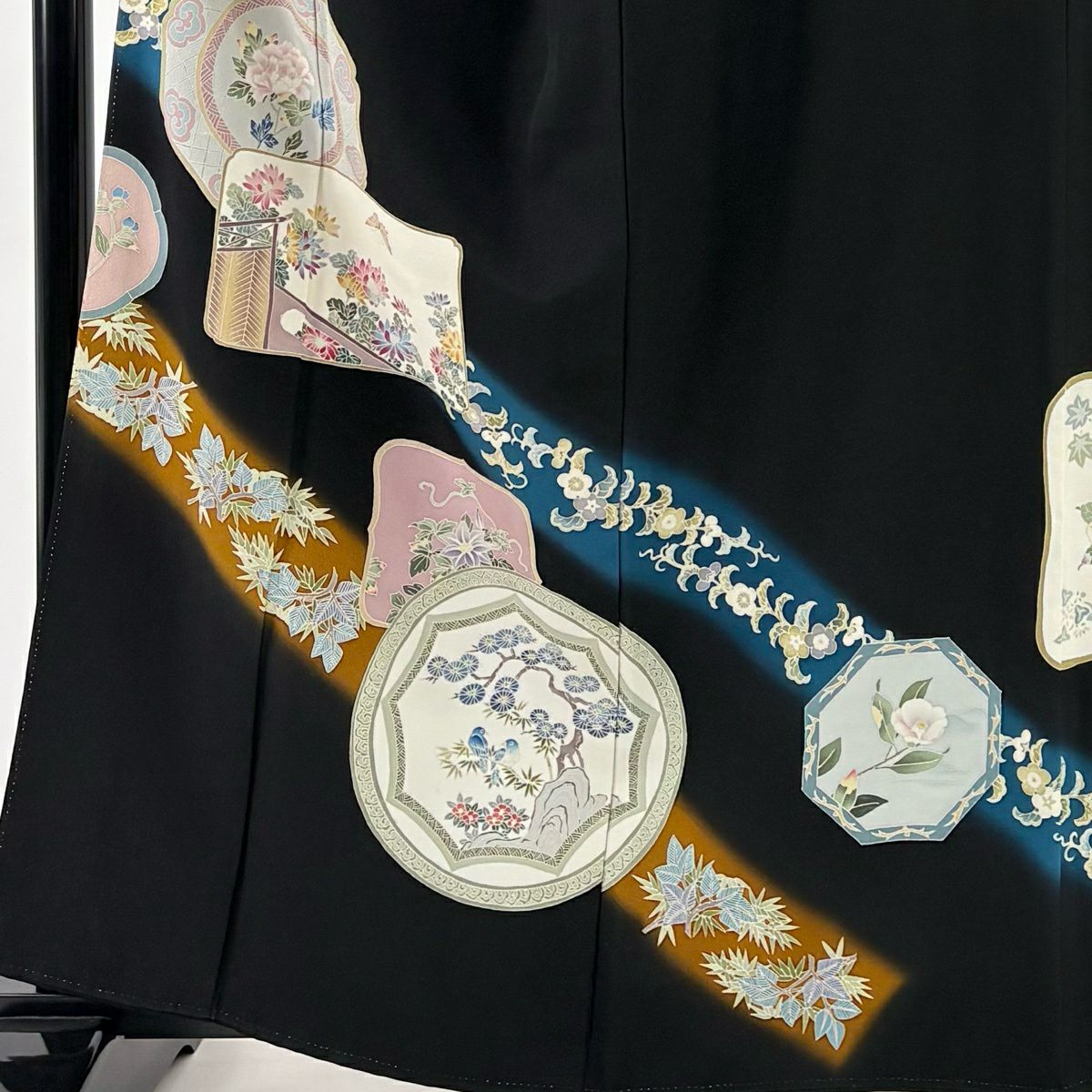黑留袖禮服 身長162cm 袖長67.5cm L 雙層 落款有 圖案 草花紋紋 漸層 黑色 純蠶絲 優品級