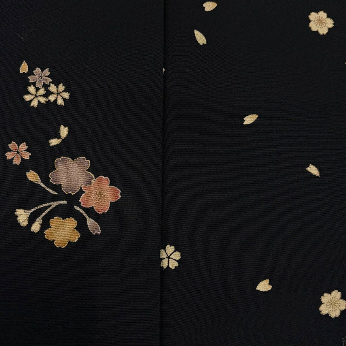【美品】 小紋 身長160.5cm 袖長67cm M 雙層 櫻花 龜甲 金銀彩 黑 純蠶絲 優品級